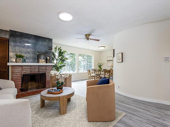 4th image of 4543 Callan Blvd