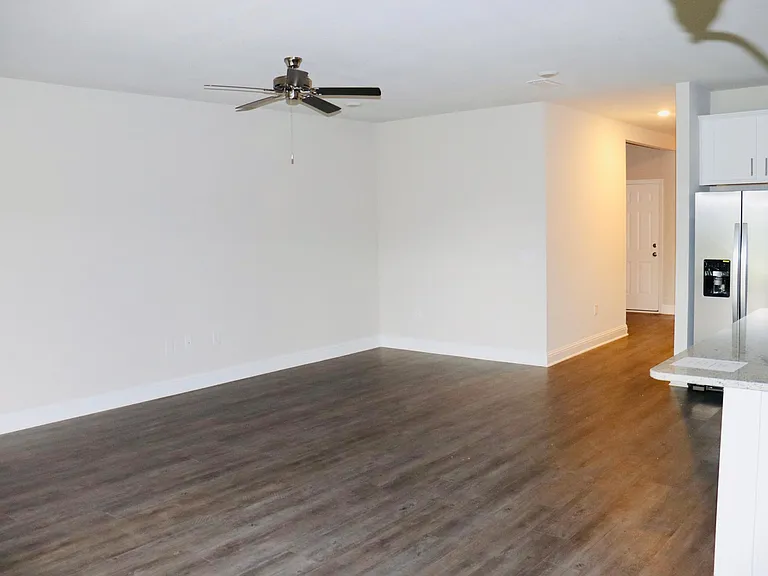 31710 Memphis Loop — Photo 11