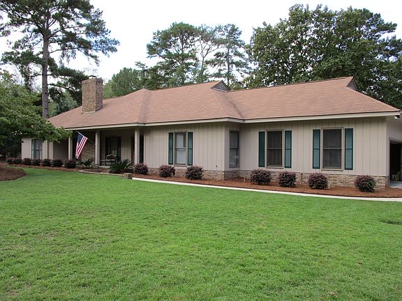 2nd image of 151 Woodshore Cir
