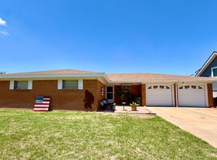 905 Evergreen St, Borger, TX 79007