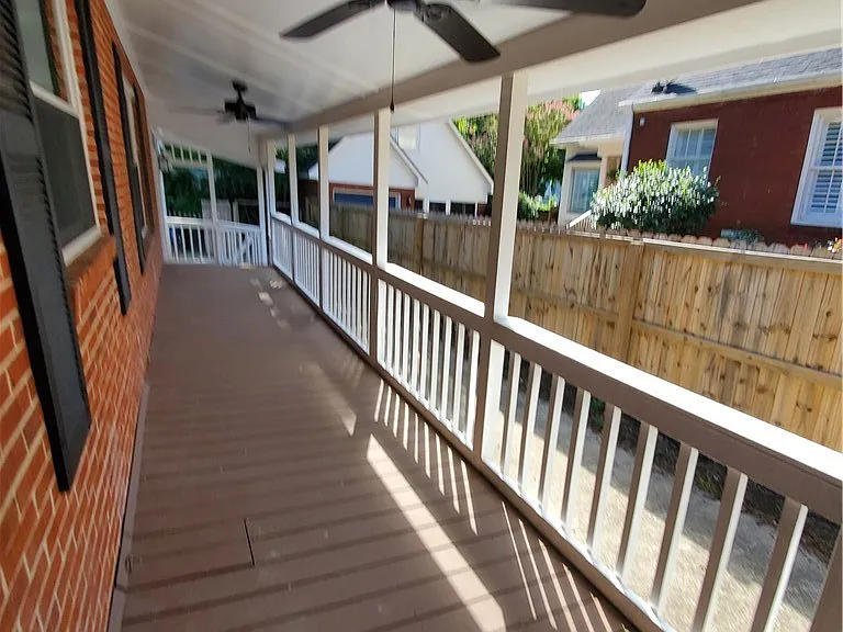 1015 Brook St — Photo 27