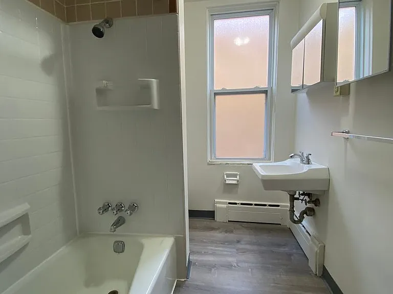 231 S Mathilda St — Photo 10