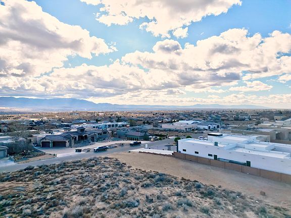 4th image of 2307 14th St SW