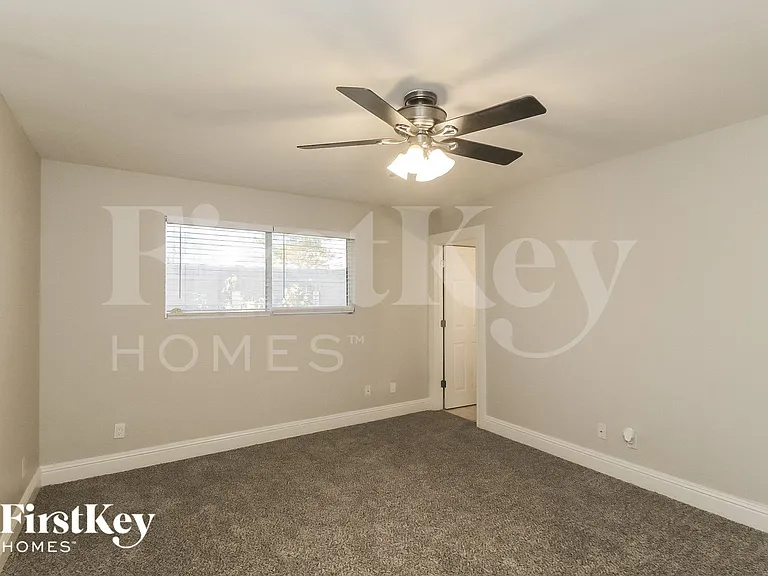 12210 N Escobar Way — Photo 11