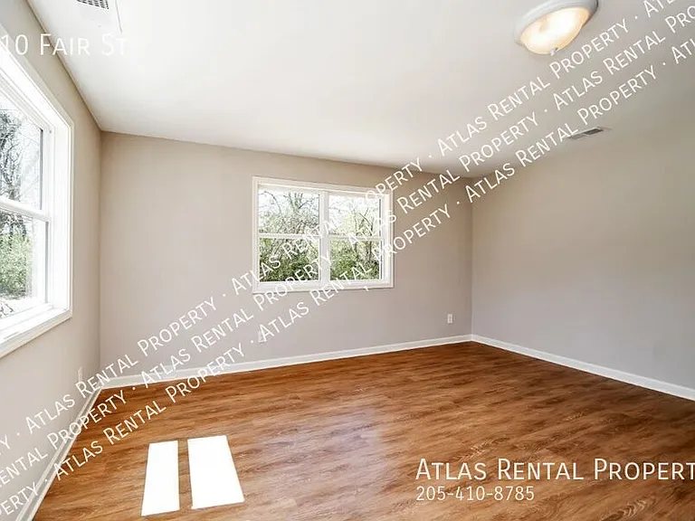 110 Fair St — Photo 11