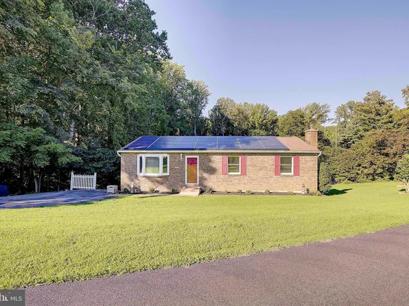 2038 Boyds Trl, Owings, MD 20736