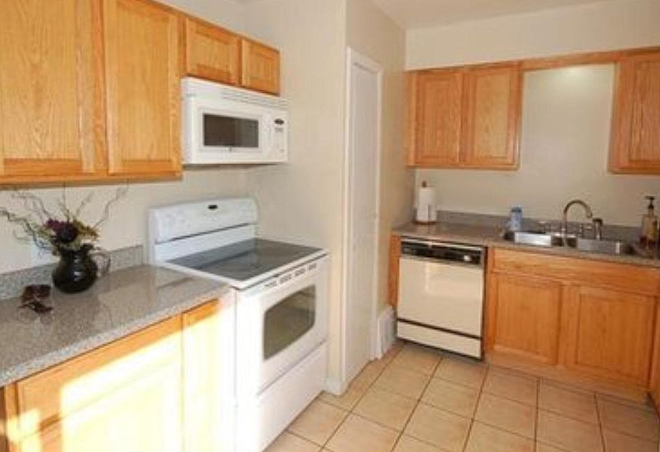 1st image of 1868 Drexel Ave NW