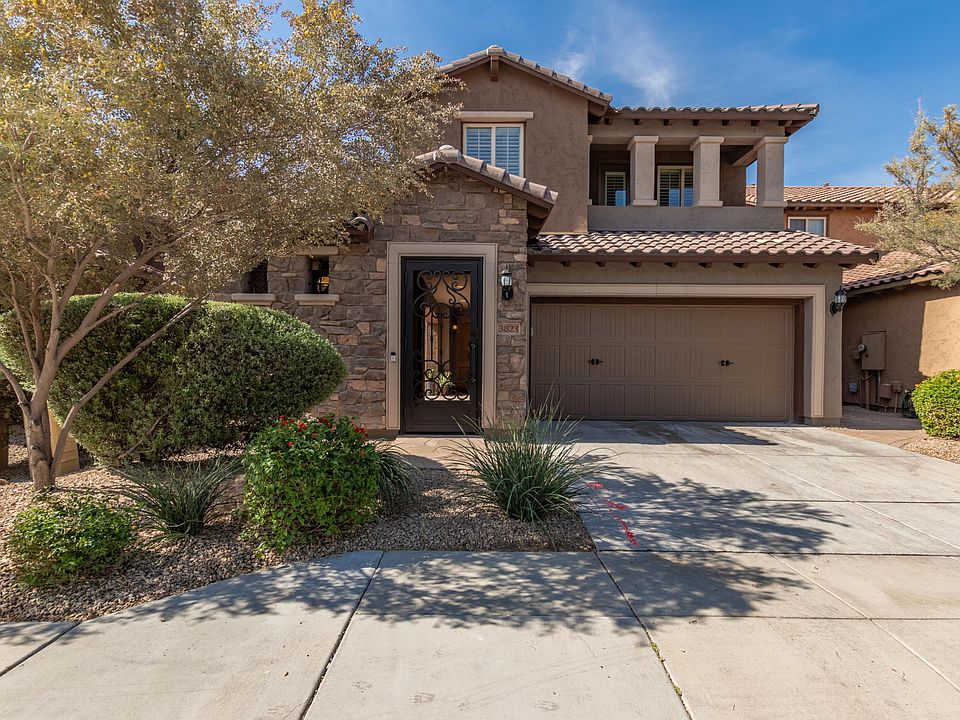 1st image of 3823 E Half Hitch Pl