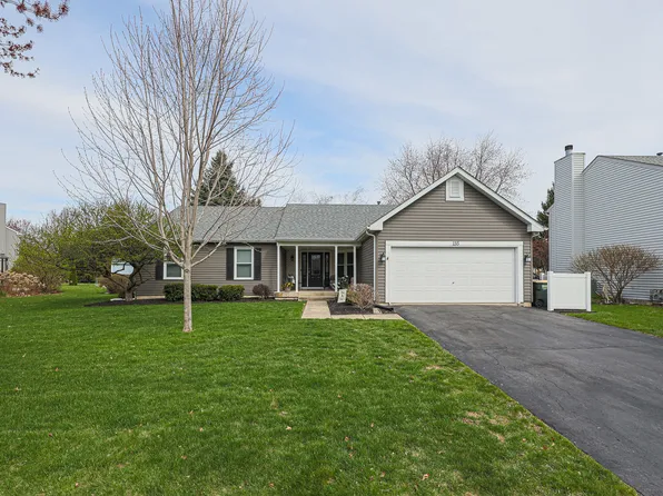 135 Cinderford Dr, Oswego, IL 60543
