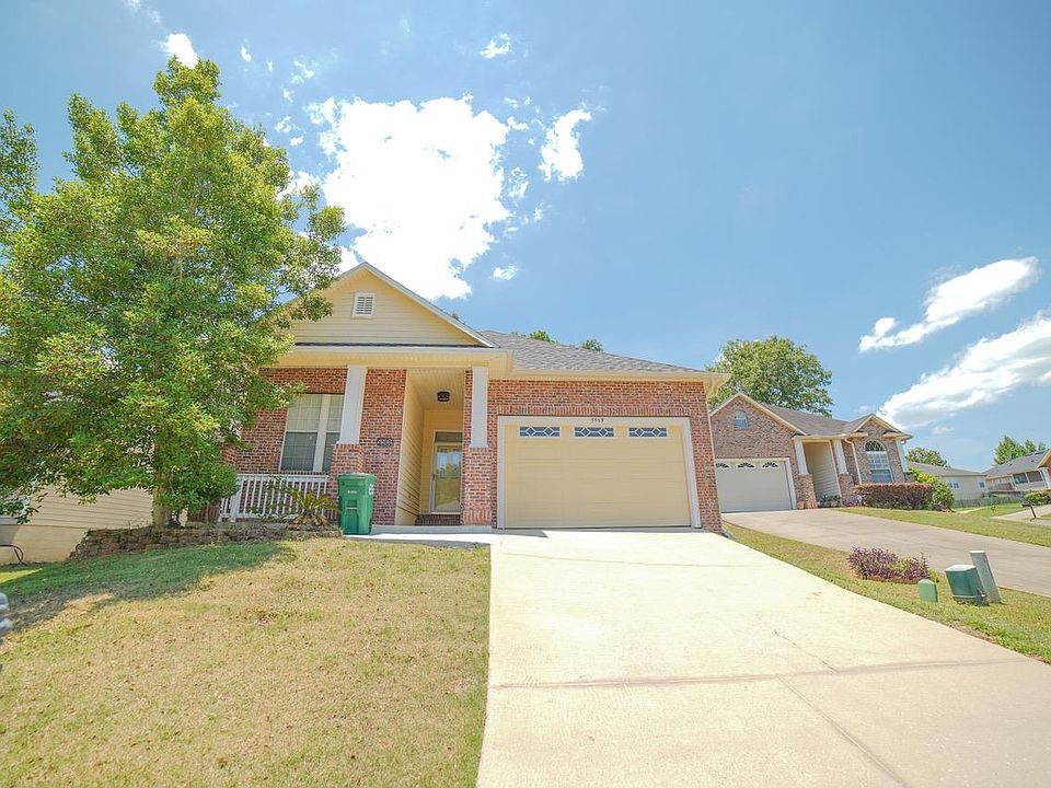 1st image of 5569 Hampton Hill Cir