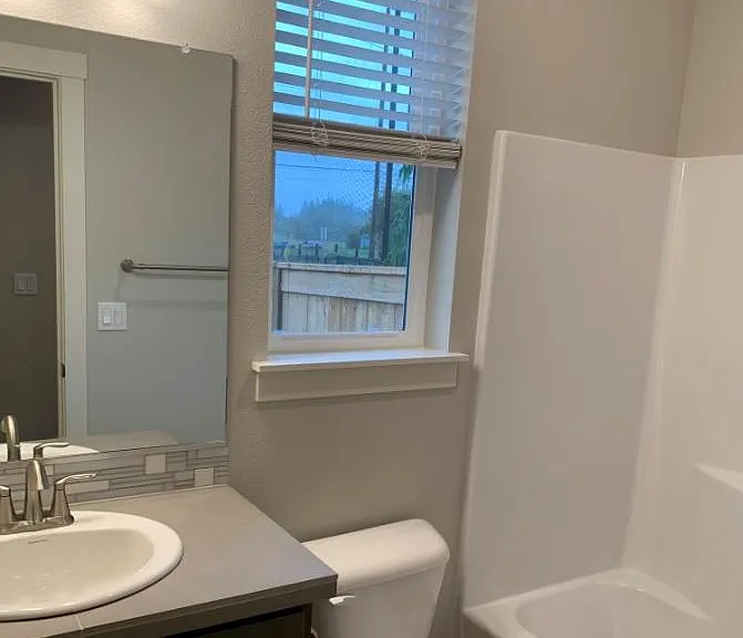 4335 S Willow Dr — Photo 9