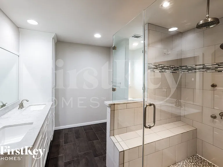 25603 Pecan Valley Cir — Photo 10