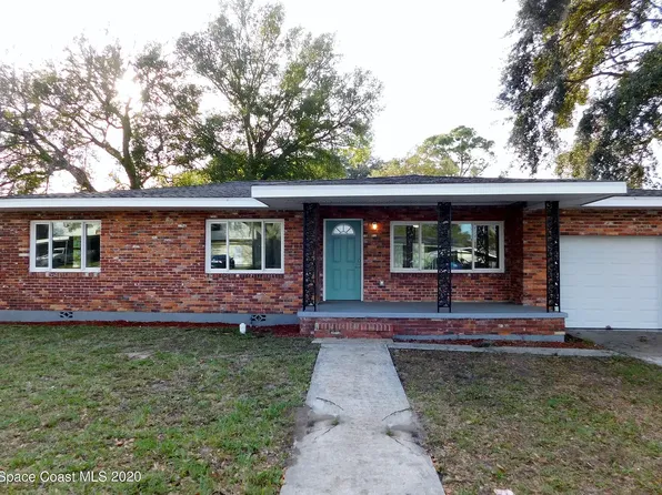 1052 S De Leon Ave, Titusville, FL 32780