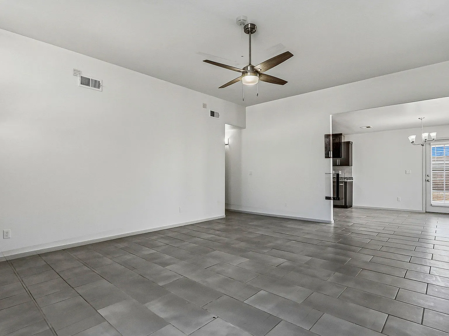 1173 Summer Rain Street - 1 — Photo 2