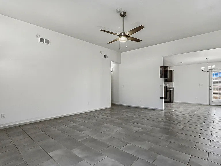 1173 Summer Rain St — Photo 2