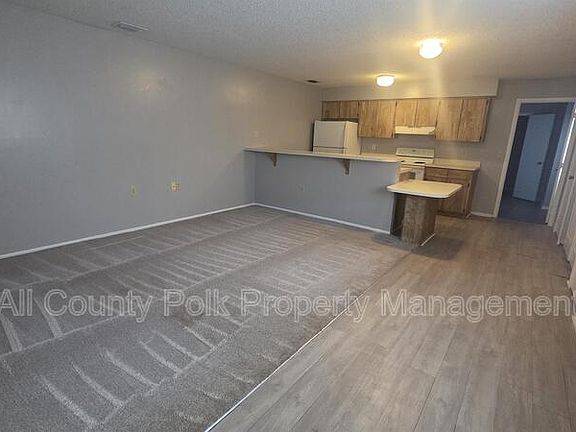 2nd image of 2118 Brandy Pl