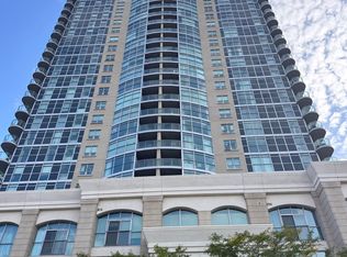 9 George St N #1009, Brampton, ON L6X 0T6