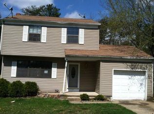 60 Deer Park Cir, Blackwood, NJ 08012