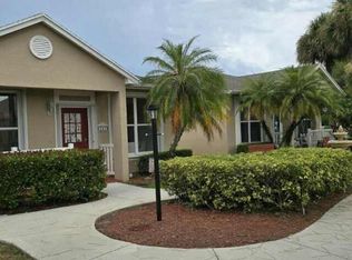 541 NW San Remo Cir, Port Saint Lucie, FL 34986