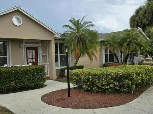 541 NW San Remo Circle, Port St Lucie, FL 34986