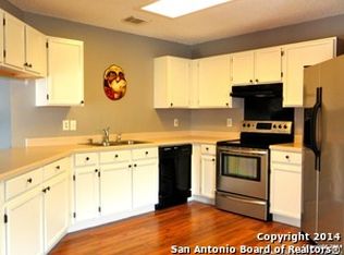 11086 Kimes Park Dr, San Antonio, TX 78249