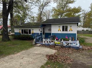 2737 N Dodge Lake Ave, Harrison, MI 48625