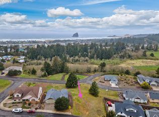 53 Lahaina Loop Rd, Pacific City, OR 97135