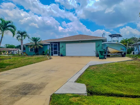 2098 SW Libra Lane, Port St Lucie, FL 34984