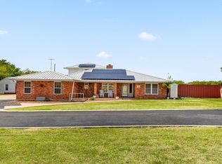 402 Fm 369 N, Iowa Park, TX 76367