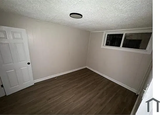 265 W Runyon St #1 — Photo 7