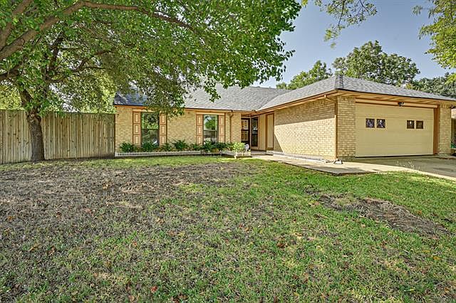 1st image of 2126 Pennington Dr