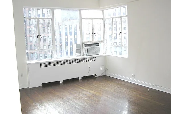 Rented by Corcoran | media 16