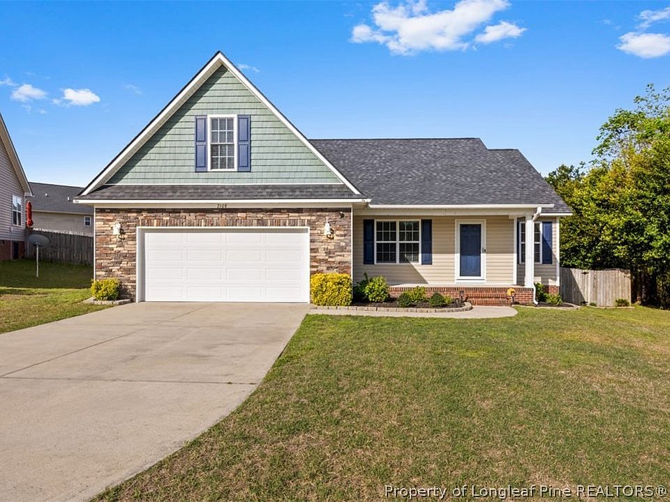 1st image of 2108 Outwood Pl