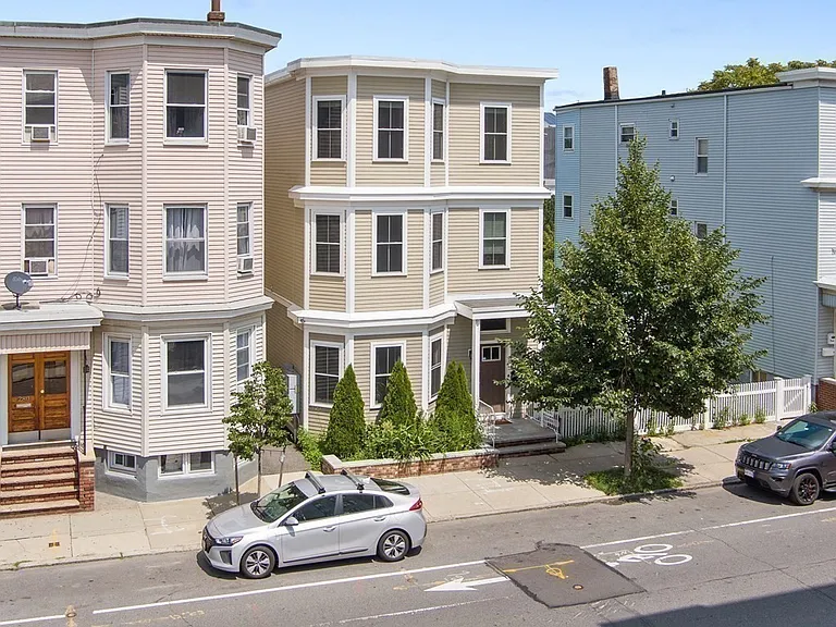 282 Maverick St #3 — Photo 18