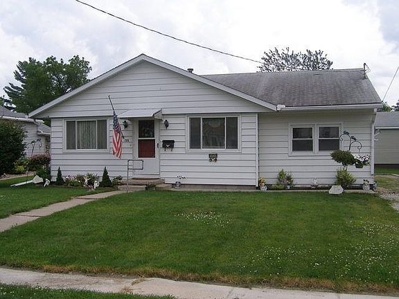 4th image of 705 N 1st St
