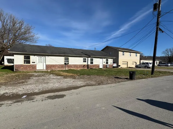 210 1st St, Barbourville, KY 40906