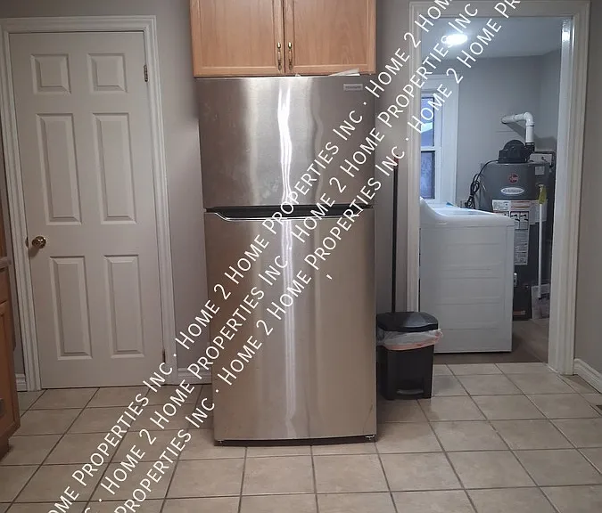 1063 Hickory Rd — Photo 9