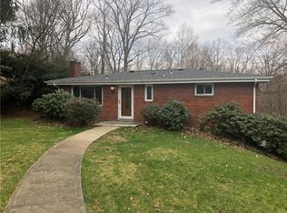 133 Broadbent Rd, Sewickley, PA 15143