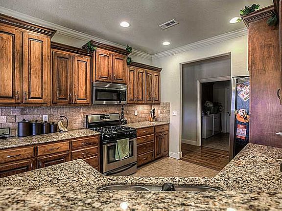5th image of 6439 Bridge Bay Ln