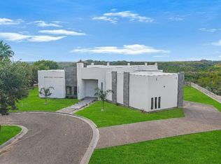 110 Songbird Ln, Laredo, TX 78045