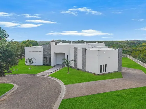 110 Songbird Ln, Laredo, TX 78045