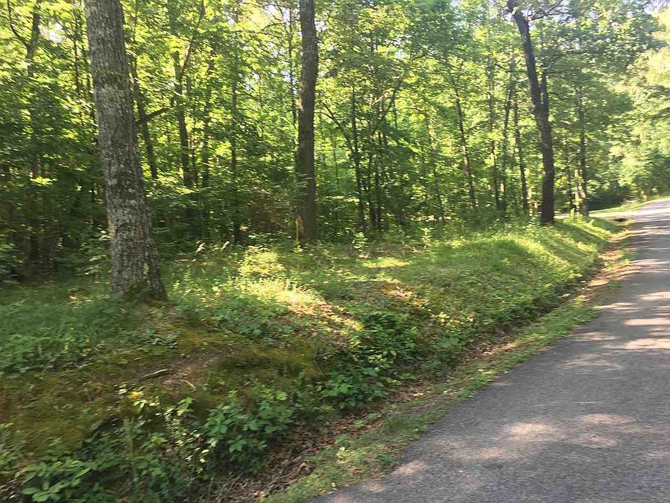 2nd image of 263 County Rd