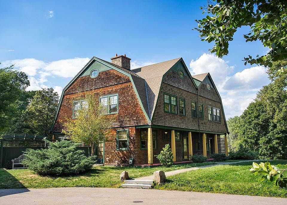 11 Green St, Milton, MA 02186 Zillow