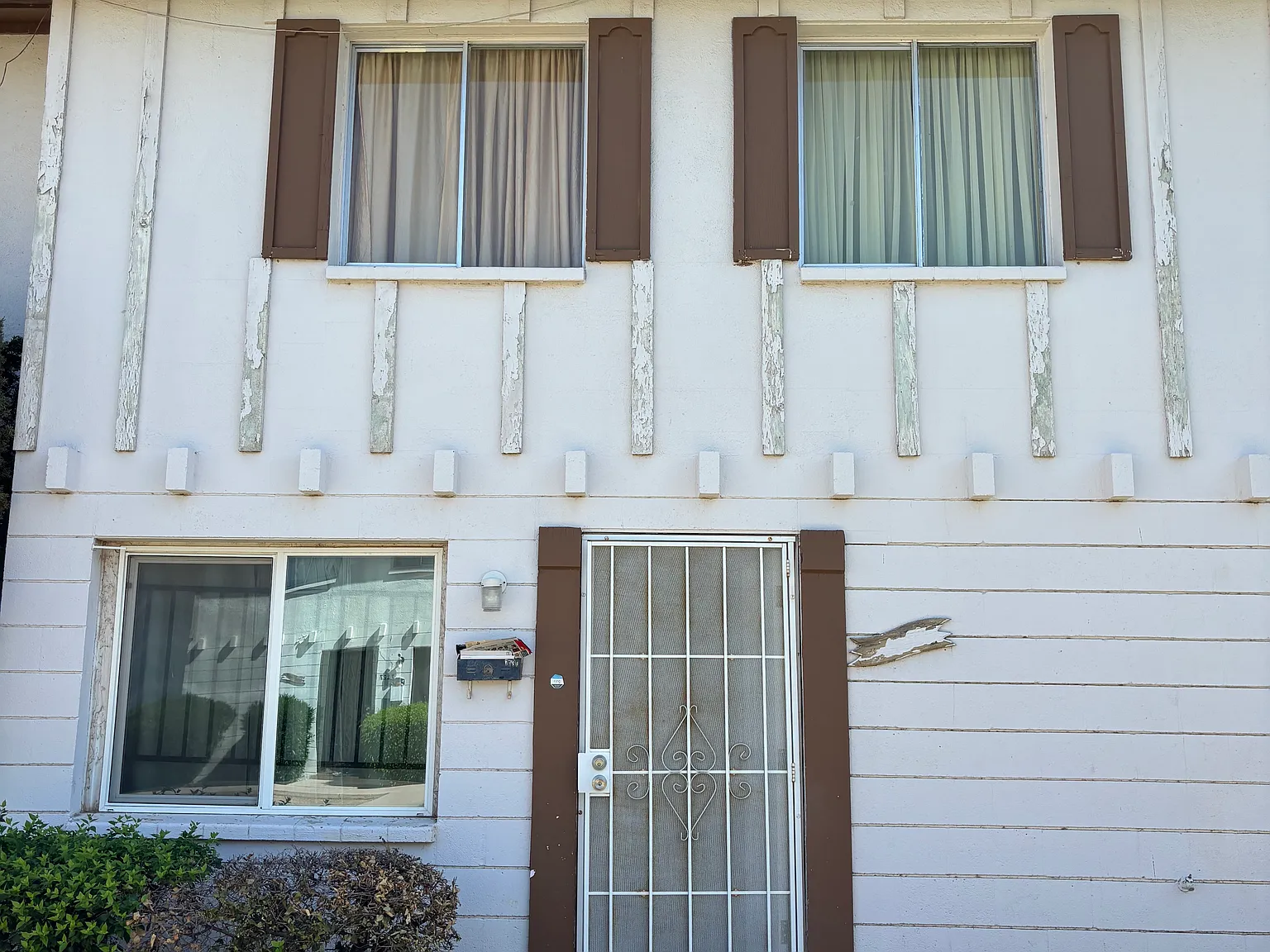 3 bed, 1.5 bath, 1050 sqft, $1,800 — Photo 1
