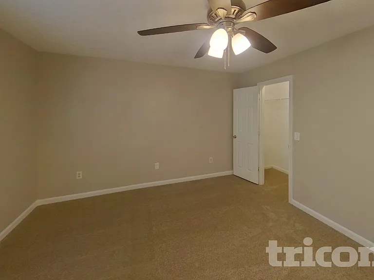 5020 Millers Gln — Photo 8