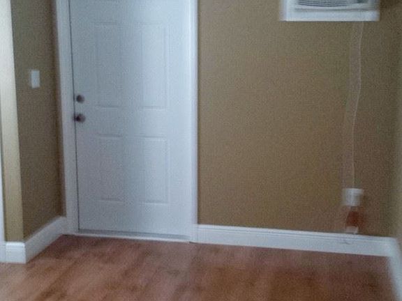 4th image of 306 W Columbus Dr 306 W Columbus #C