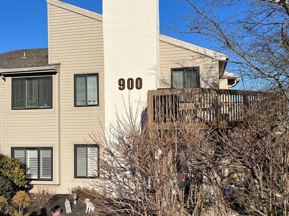 901 Pritchard Pl, Newtown Square, PA 19073