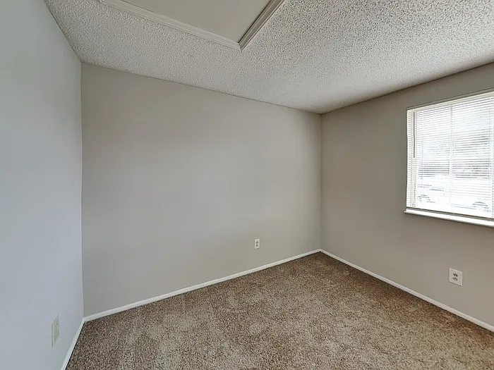 3025 Oneida Rd — Photo 14
