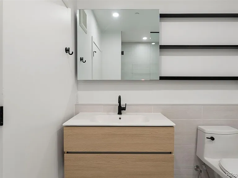1601 Park Ave #302 — Photo 23