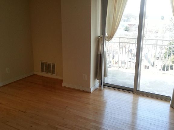 4th image of 7500 Woodmont Ave APT 821